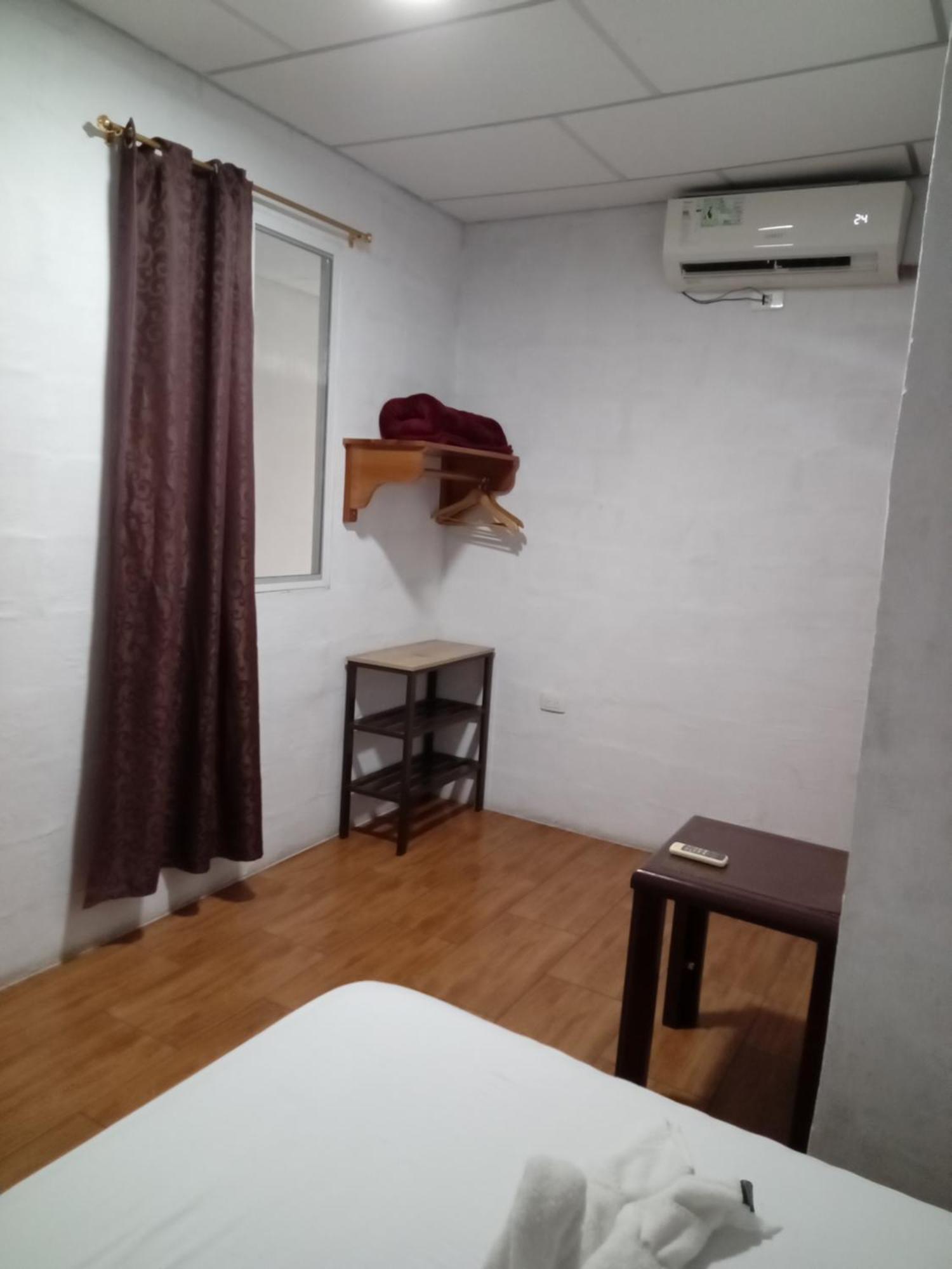 فندق Casa De Alexis بويرتو بكويريزو مورينو المظهر الخارجي الصورة